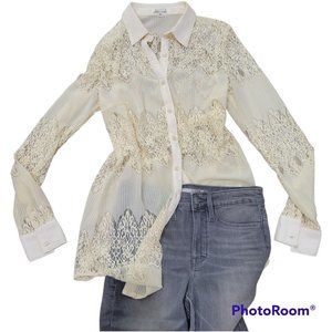 vintage-style Lace collared long sleeve, size small